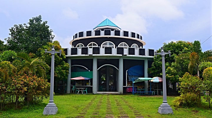 Albay Park and Wildlife